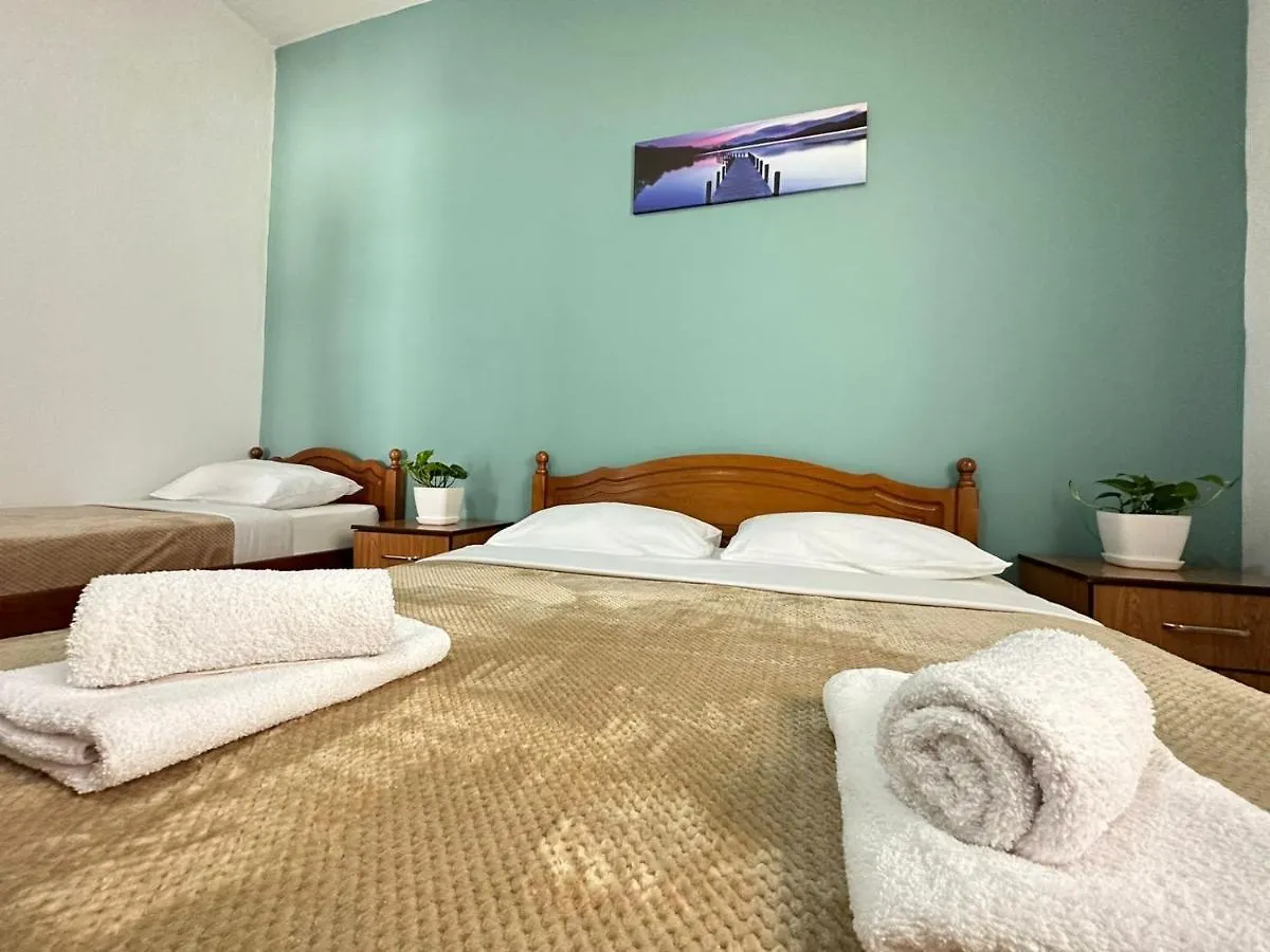 Vlora Villa With Private Parking Апартаменты